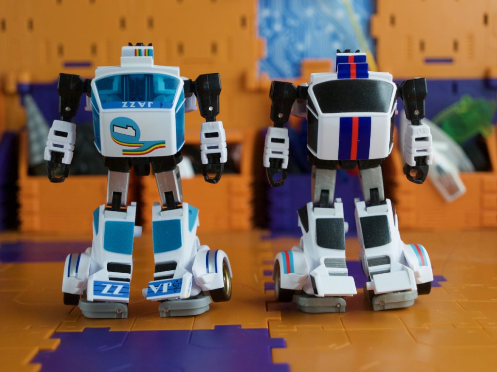 Manero robot mode comparison